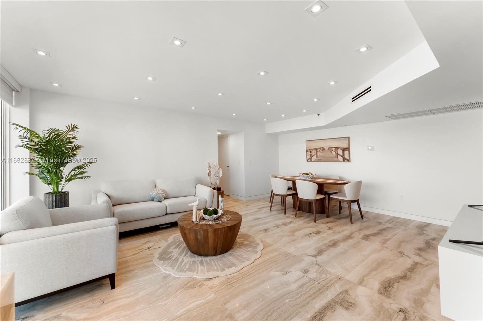 THE GRANDVIEW CONDO - Residential Lease