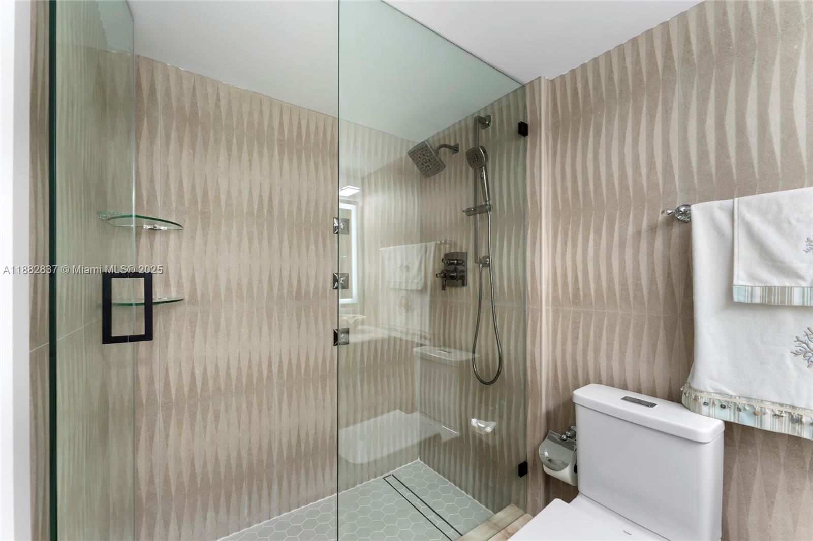 THE GRANDVIEW CONDO - Residential Lease