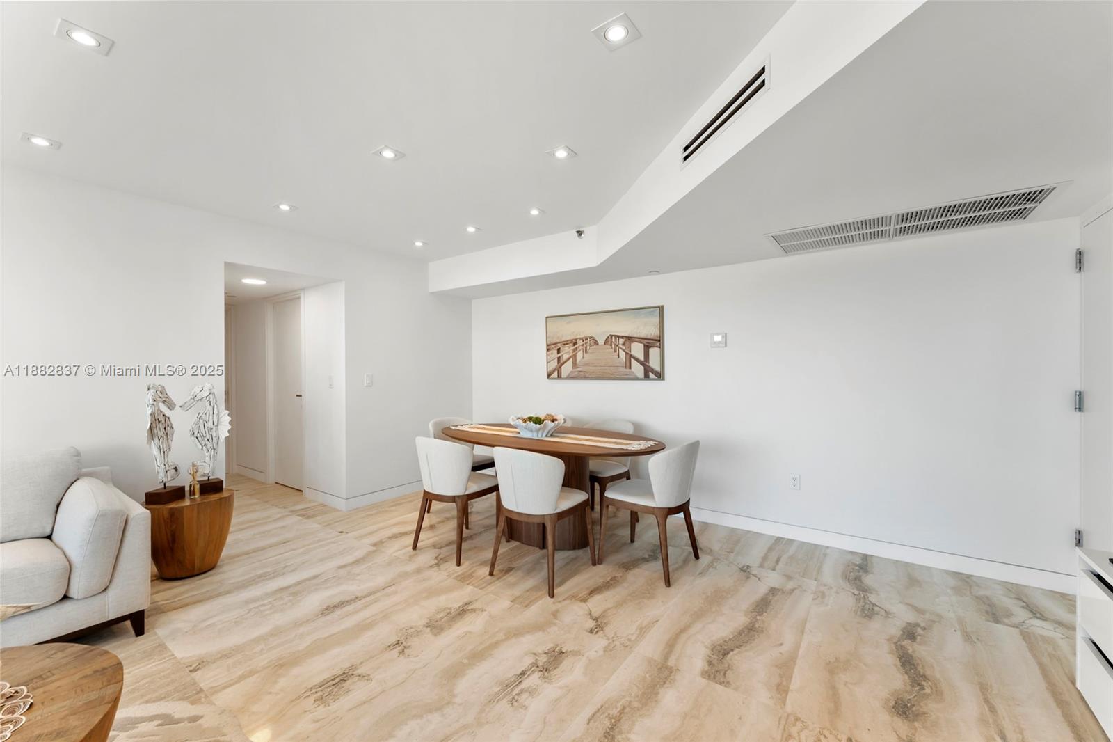 THE GRANDVIEW CONDO - Residential Lease