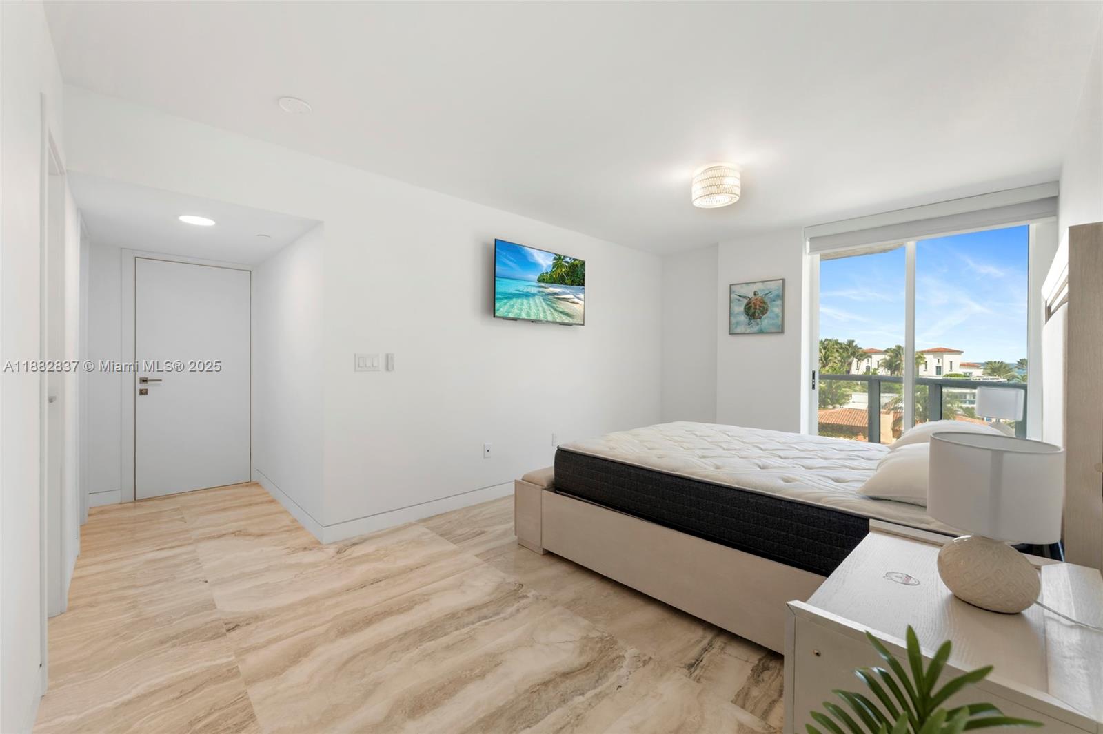 THE GRANDVIEW CONDO - Residential Lease