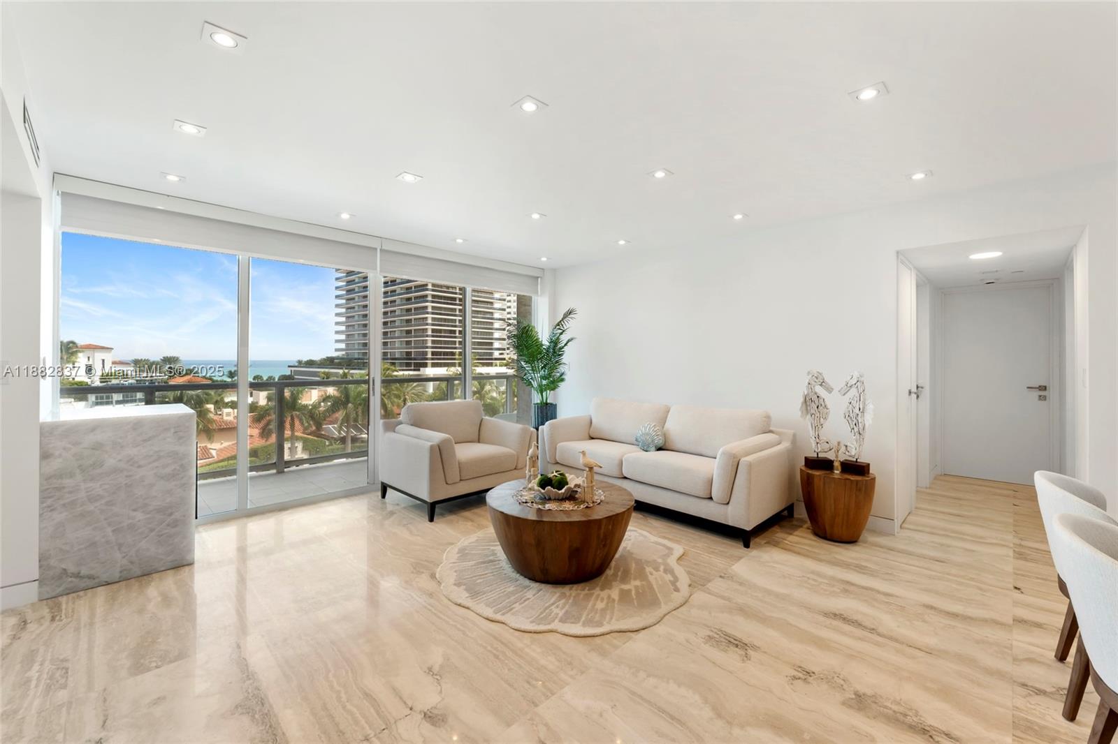 THE GRANDVIEW CONDO - Residential Lease