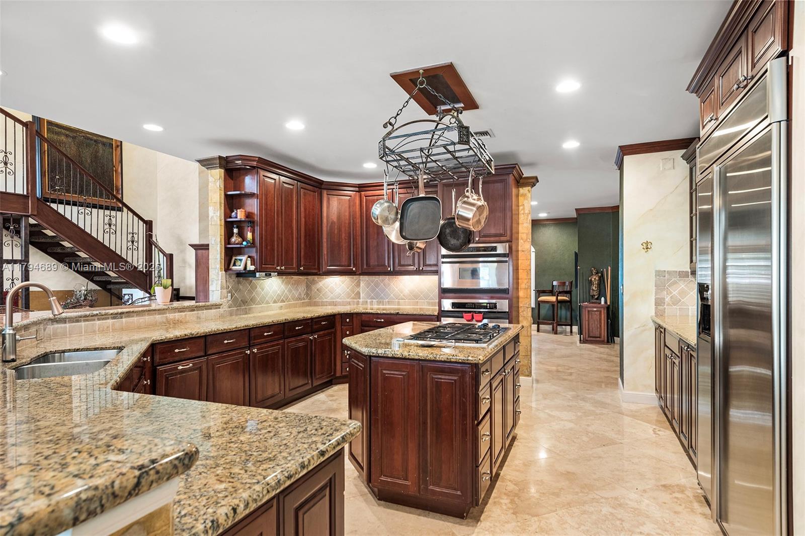 CORAL RIDGE - Residential