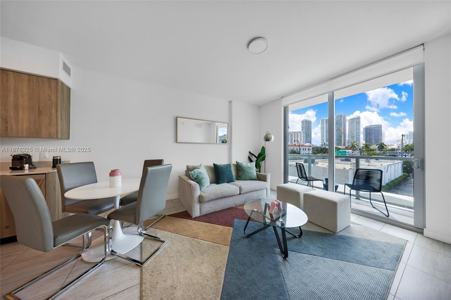 Remarks
Located in Miami Design District, this unit with a exquisite decoration has one bedroom with a very big walking closet where a single bed fits perfectly well, balcony overlooking the city, the kitchen has a large pantry. All furniture, accessories, appliances are included.The pool area offers bay vistas, there is a barbecue area, side lounge w/ indoor kitchen & bar, cabanas; game room; business center; bike storage; pet grooming station, electric car chargers; covered parking, 24/7 front desk service. Quadro building allows short-term rentals. Ideal for investors. Area surrounded by shops and restaurants Unbeatable location15 minutes from Miami's airport and beach, 5 minutes from Wynwood