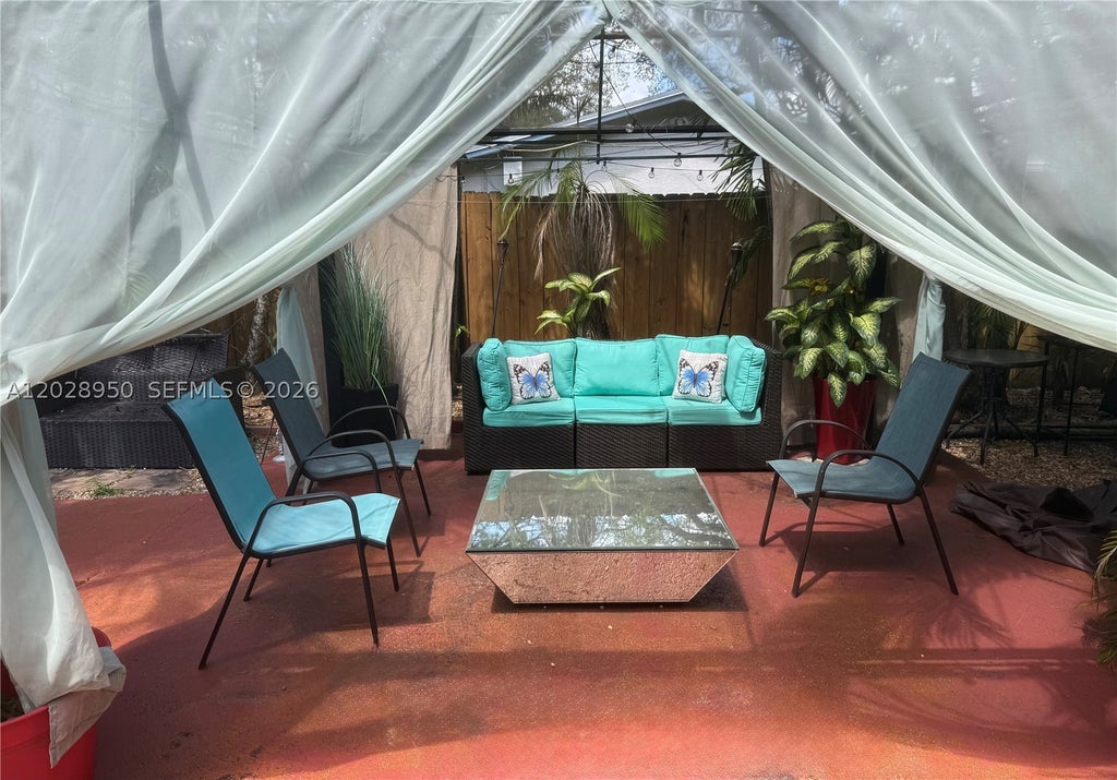 Photo of 717 SW 13th Ave #2, Fort Lauderdale, FL 33312 (MLS # A12028950)