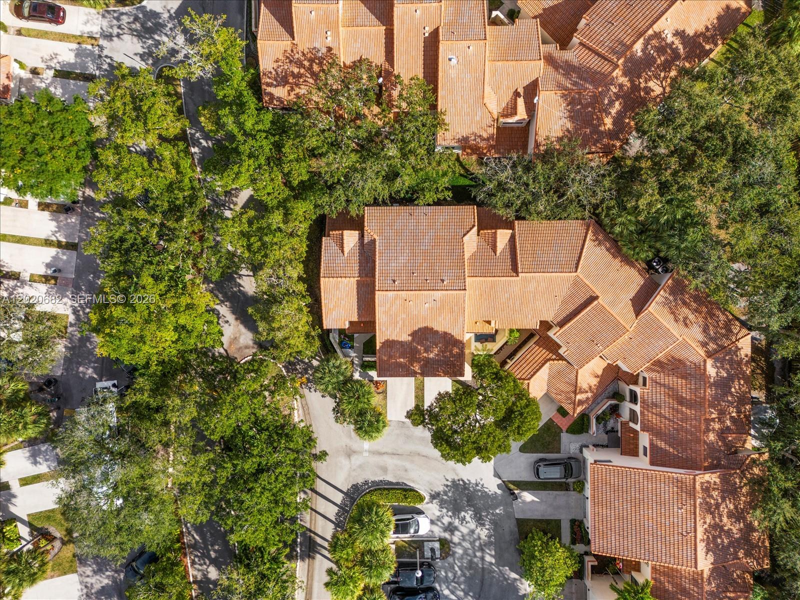 EMERALD OAKS 8 CONDO - Residential