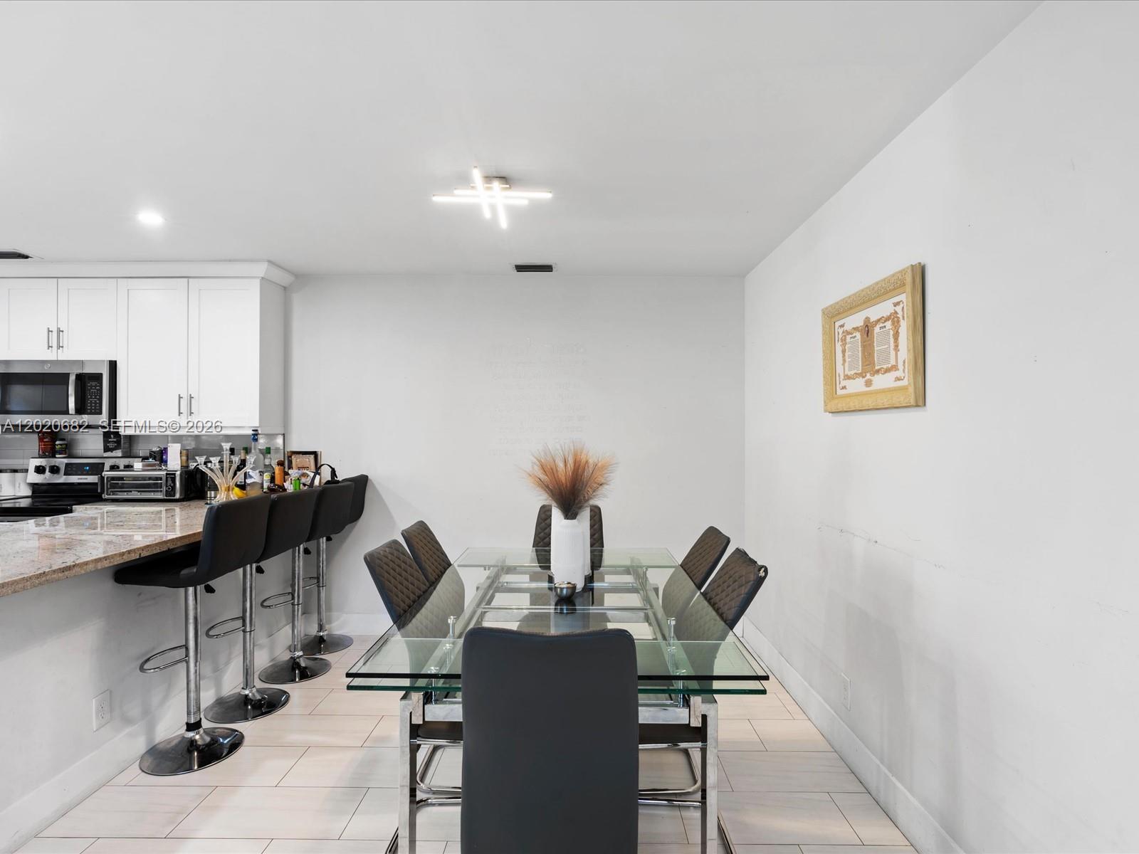 EMERALD OAKS 8 CONDO - Residential