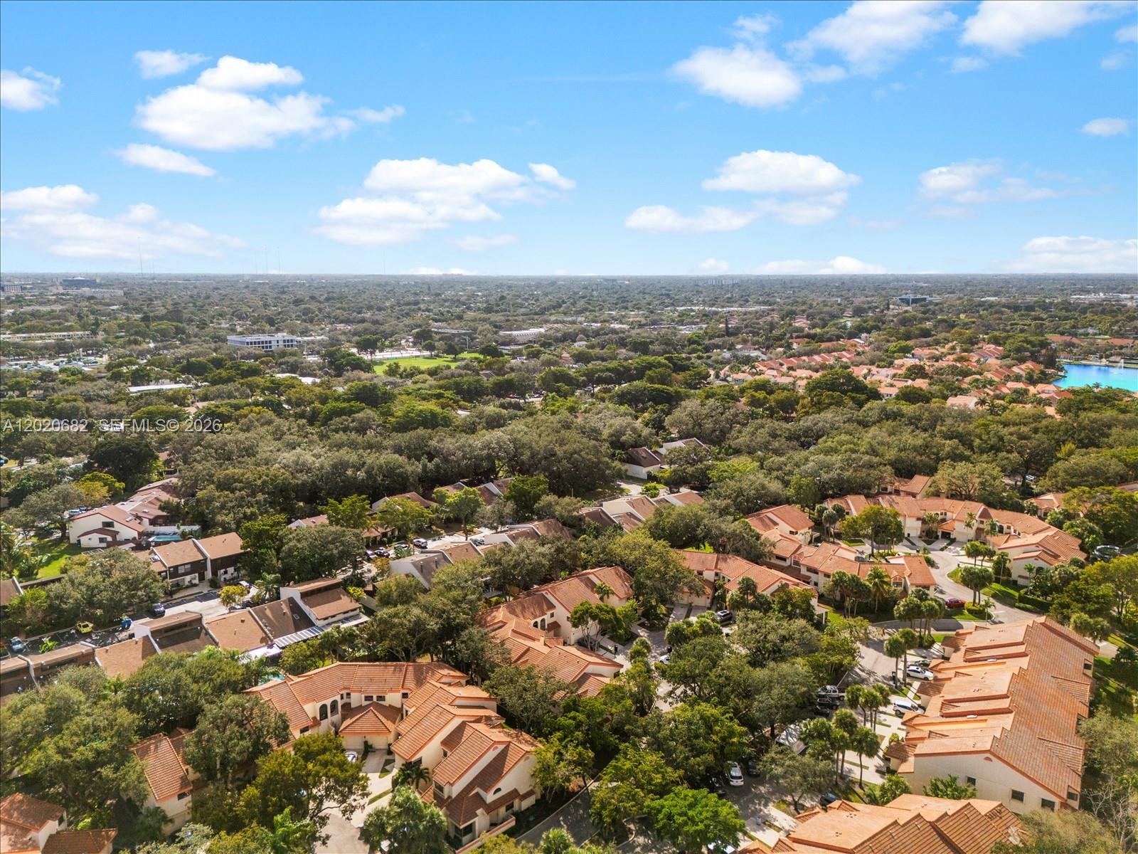 EMERALD OAKS 8 CONDO - Residential