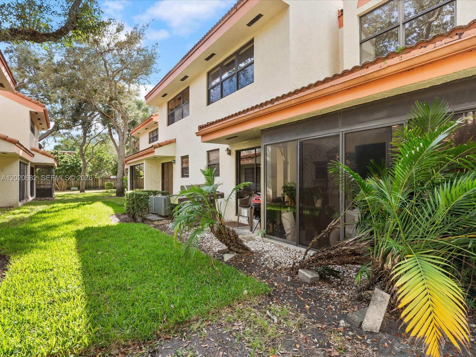 EMERALD OAKS 8 CONDO - Residential