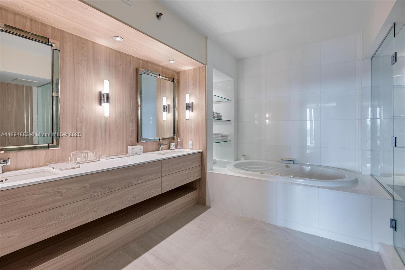 ICON CONDO - Residential Lease