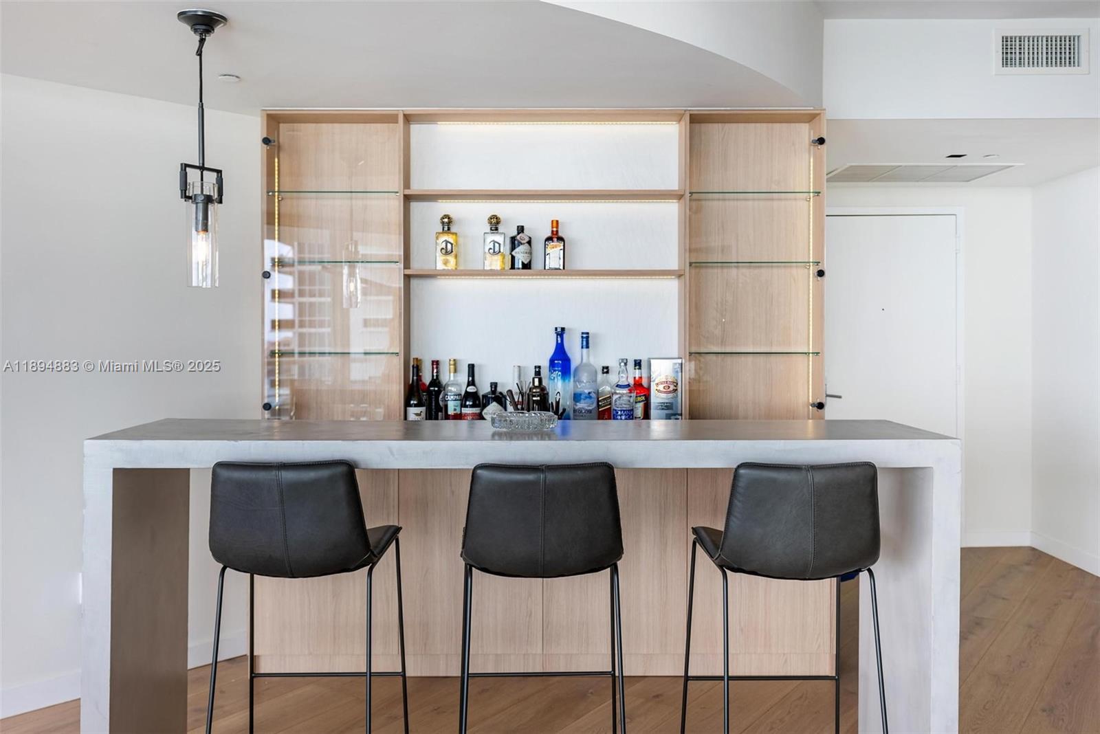 ICON CONDO - Residential Lease