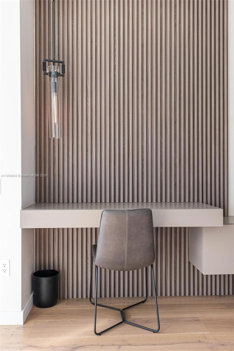 ICON CONDO - Residential Lease