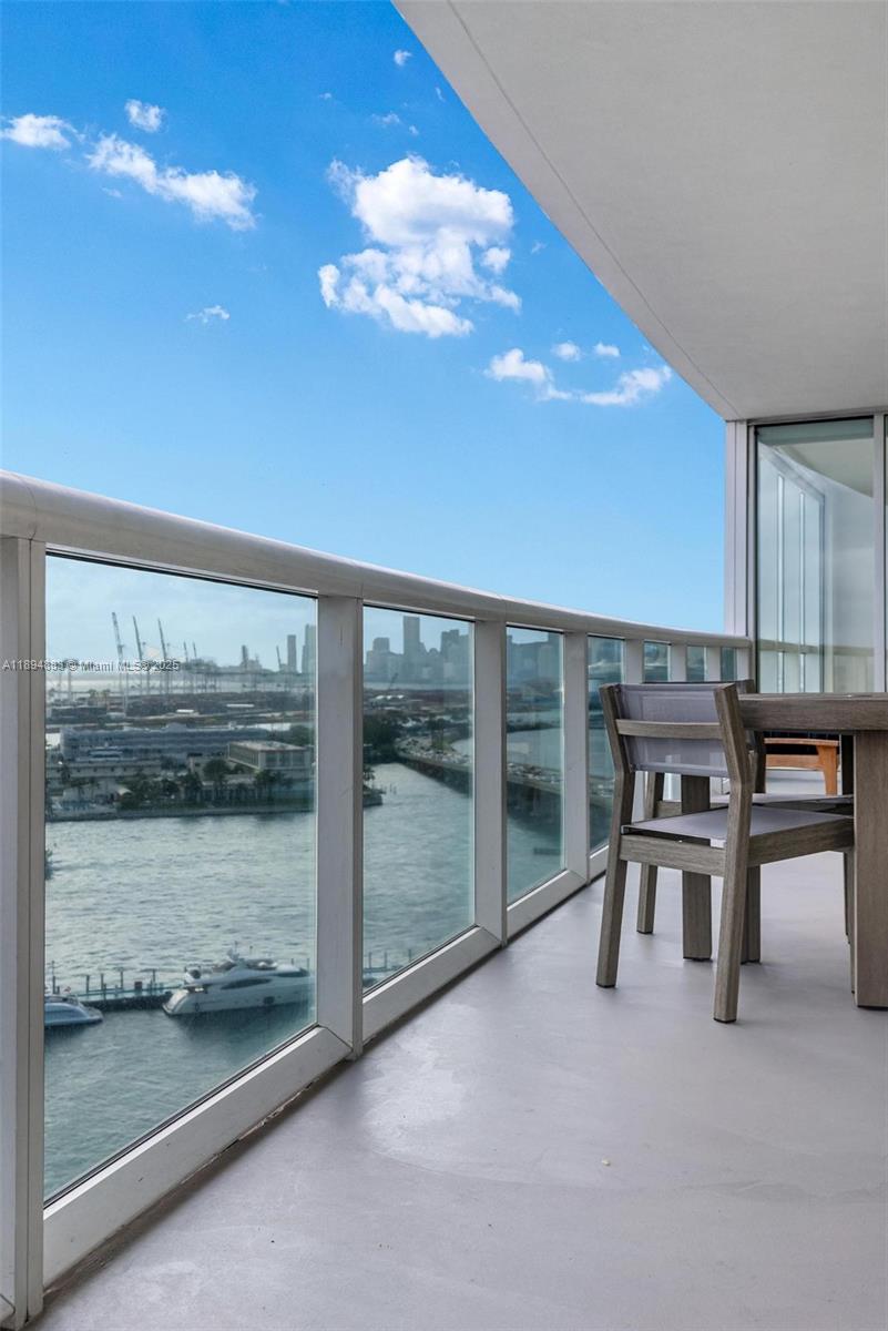 ICON CONDO - Residential Lease