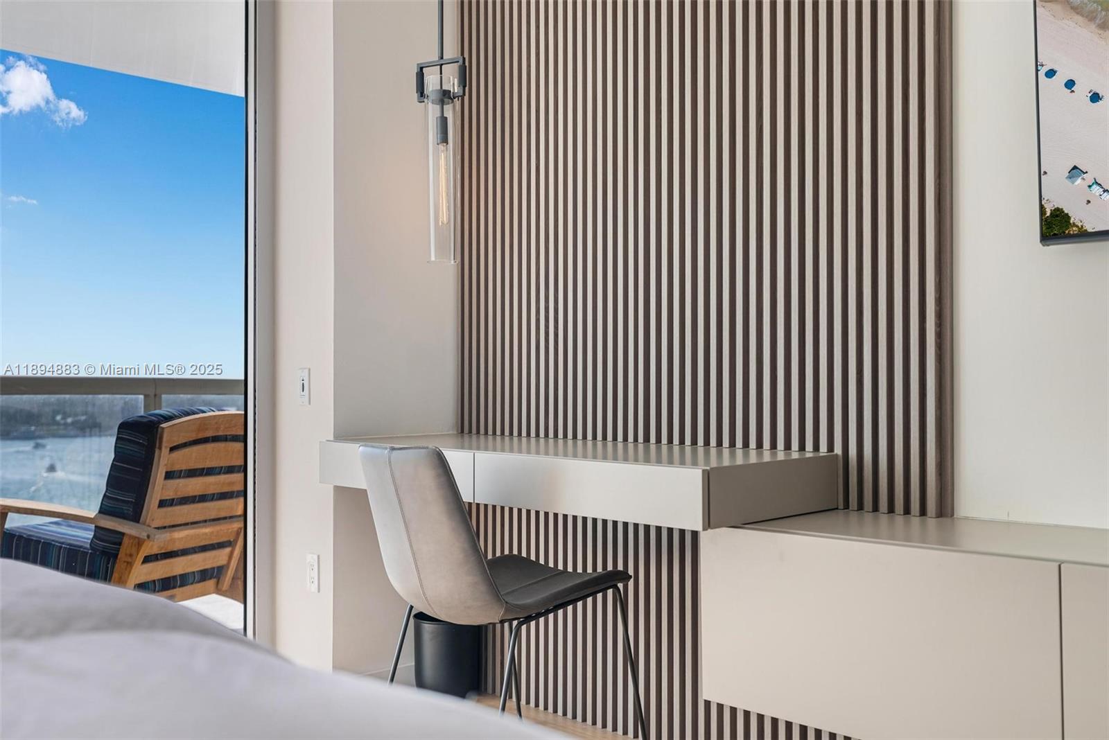 ICON CONDO - Residential Lease