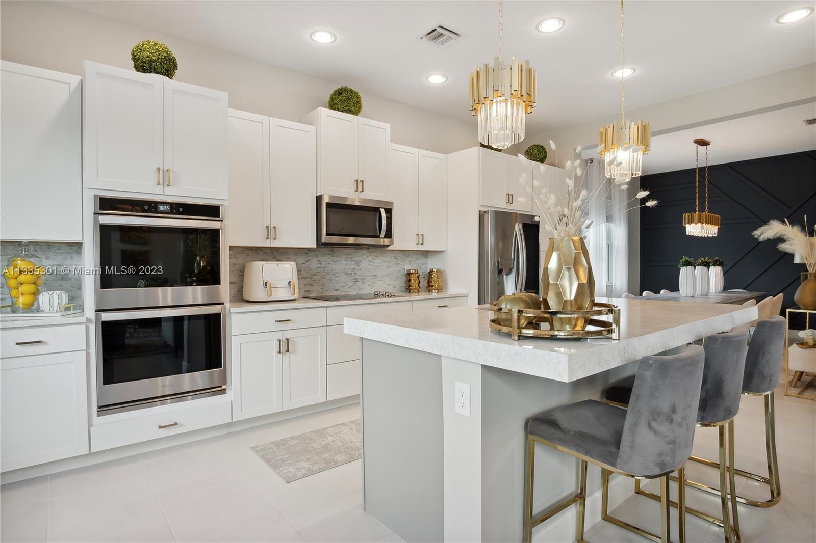 MEADOWS OF WESTLAKE - Residential