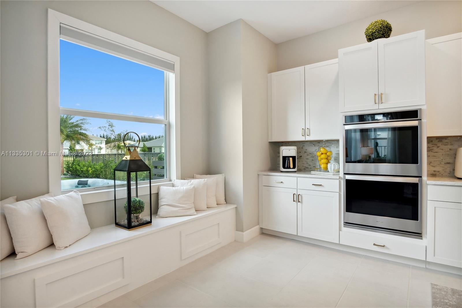 MEADOWS OF WESTLAKE - Residential