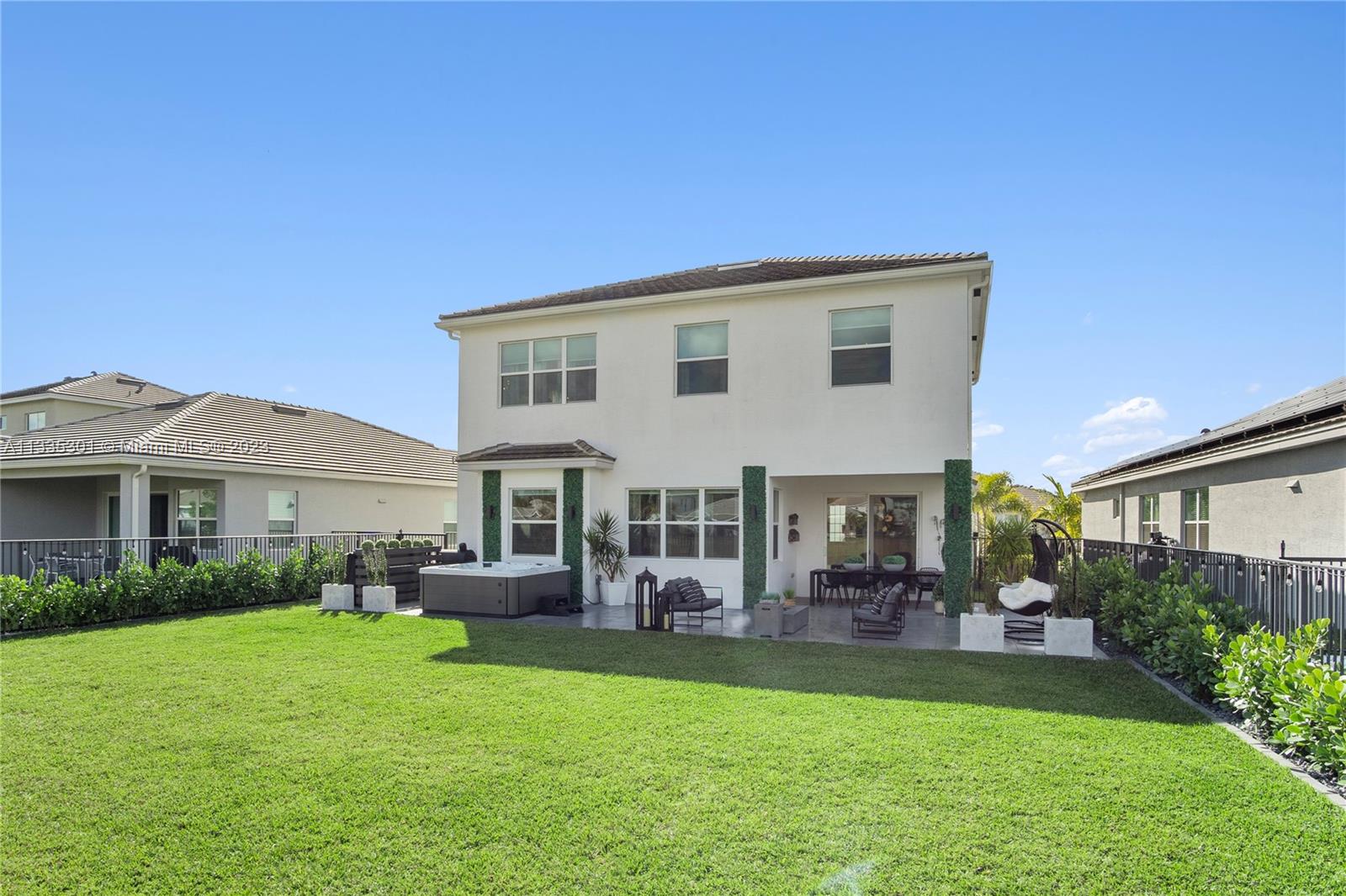 MEADOWS OF WESTLAKE - Residential