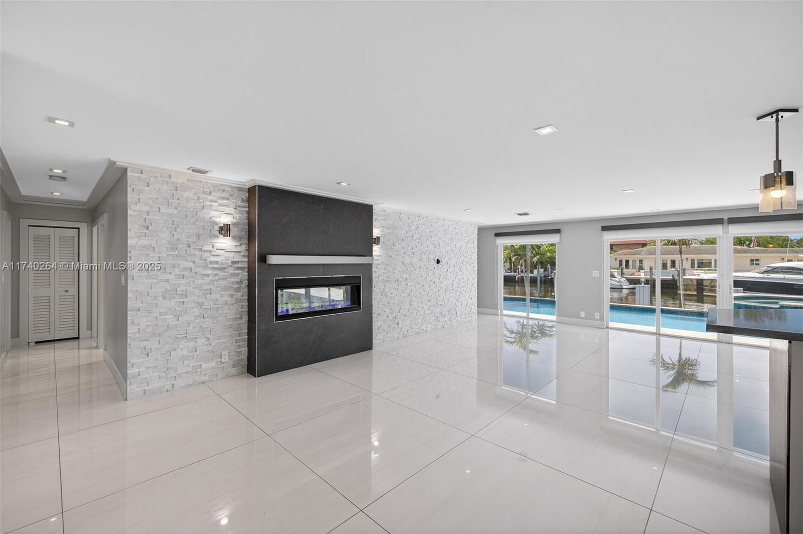 CORAL RIDGE GALT ADD - Residential