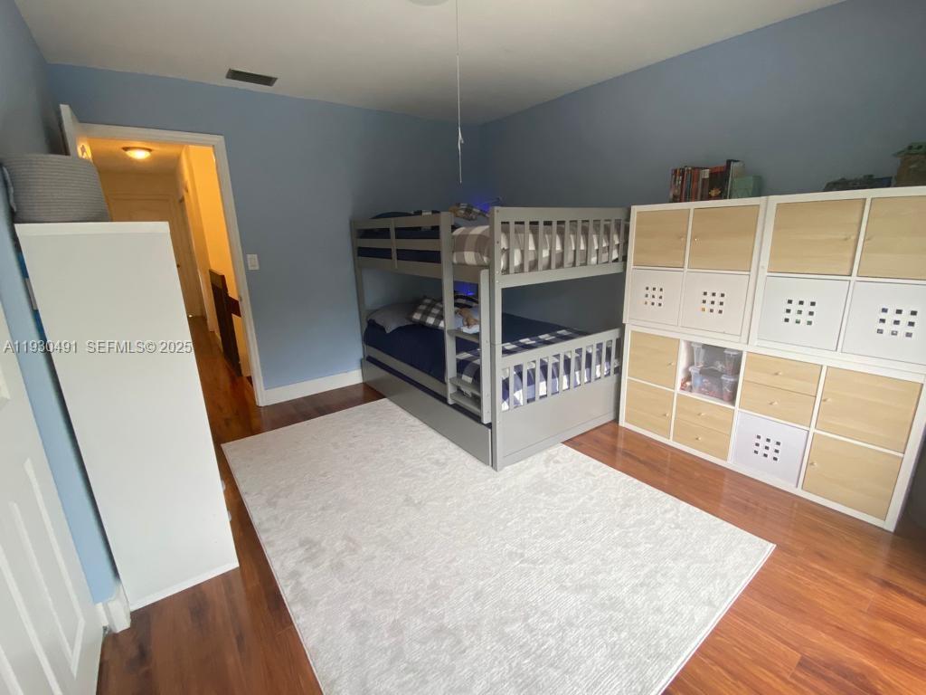 COSTA DEL SOL CONDO E - Residential Lease