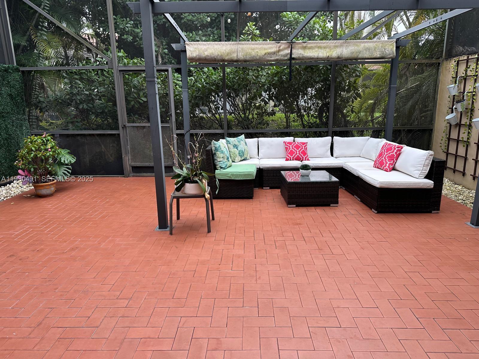 COSTA DEL SOL CONDO E - Residential Lease