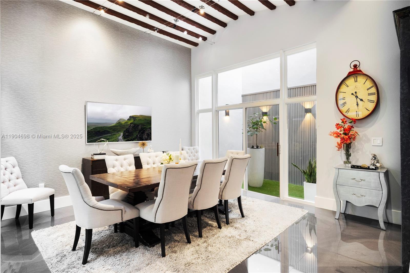 DORAL COLONY PHASE I - Residential