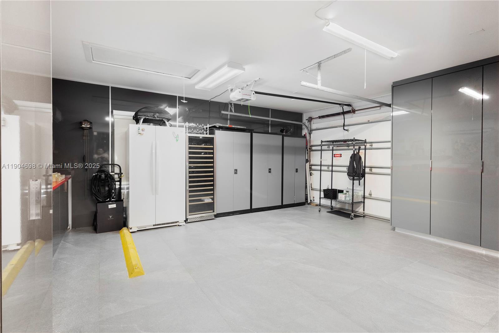 DORAL COLONY PHASE I - Residential