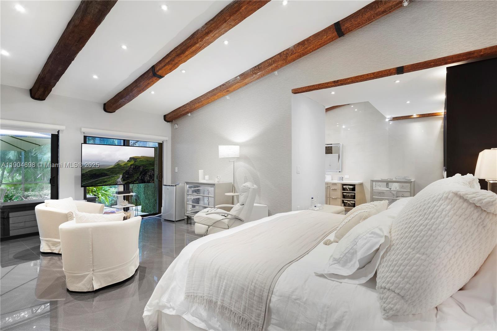 DORAL COLONY PHASE I - Residential