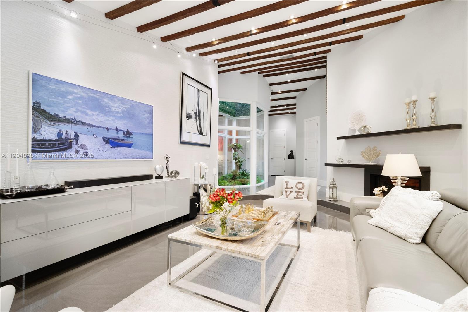 DORAL COLONY PHASE I - Residential