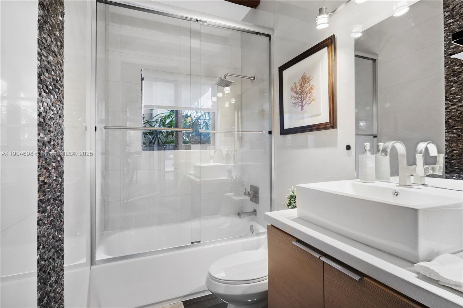 DORAL COLONY PHASE I - Residential