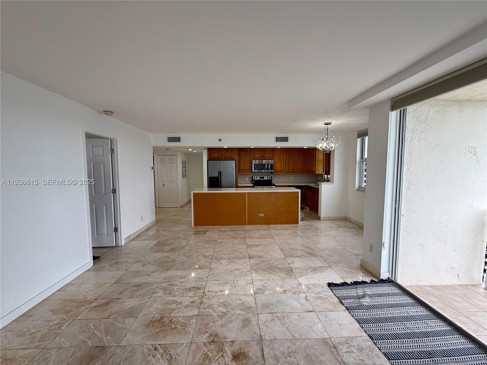 770 Claughton Island Dr PH-15