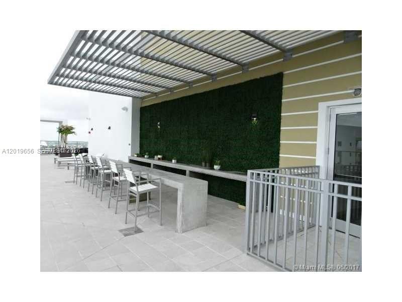 1010 SW 2nd Ave 1105