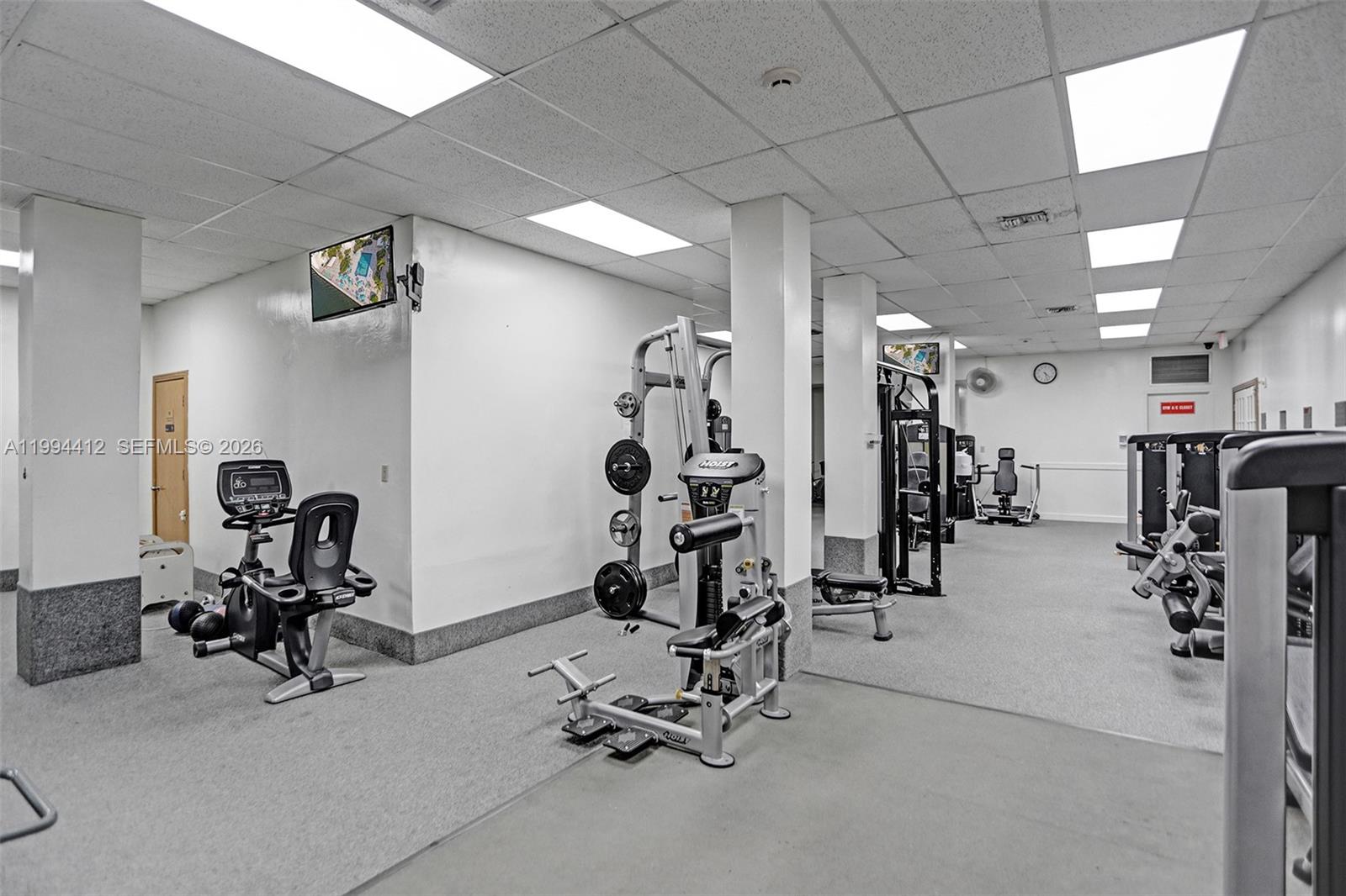 HALLMARK OF HOLLYWOOD CON - Residential Lease