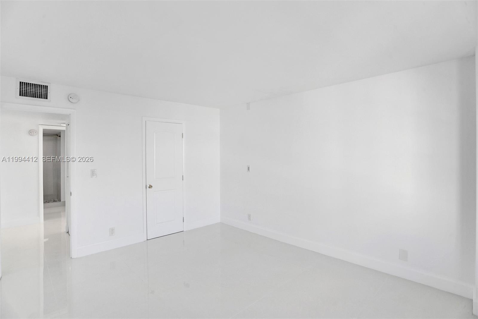 HALLMARK OF HOLLYWOOD CON - Residential Lease