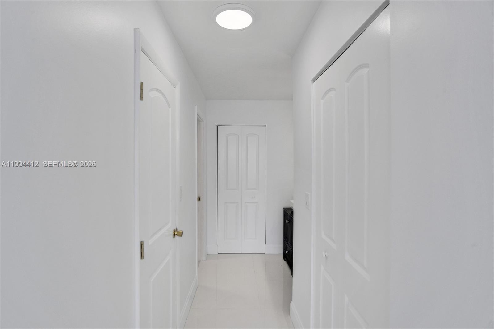 HALLMARK OF HOLLYWOOD CON - Residential Lease