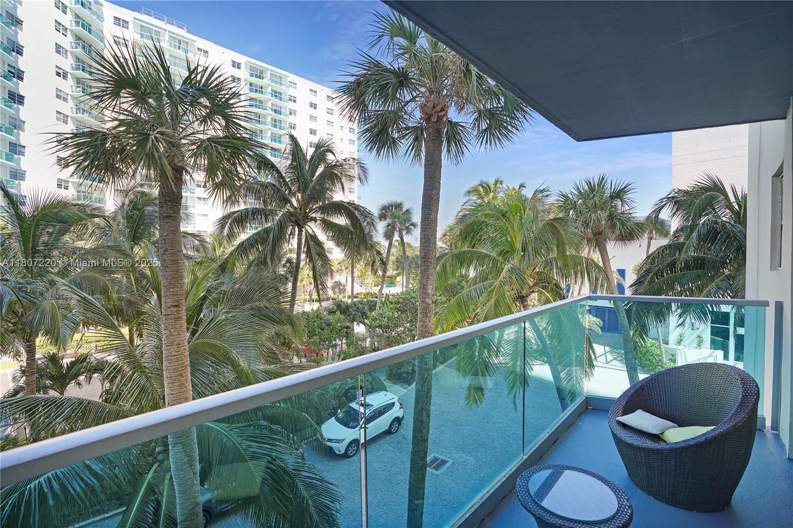 SIAN OCEAN RESIDENCES CON - Residential