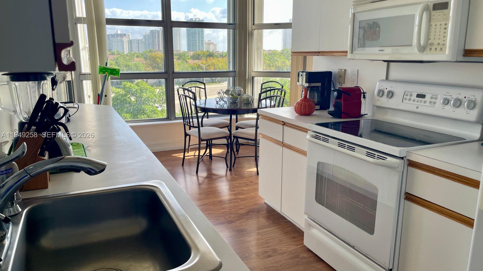 MYSTIC POINTE PLUS DEN - Residential
