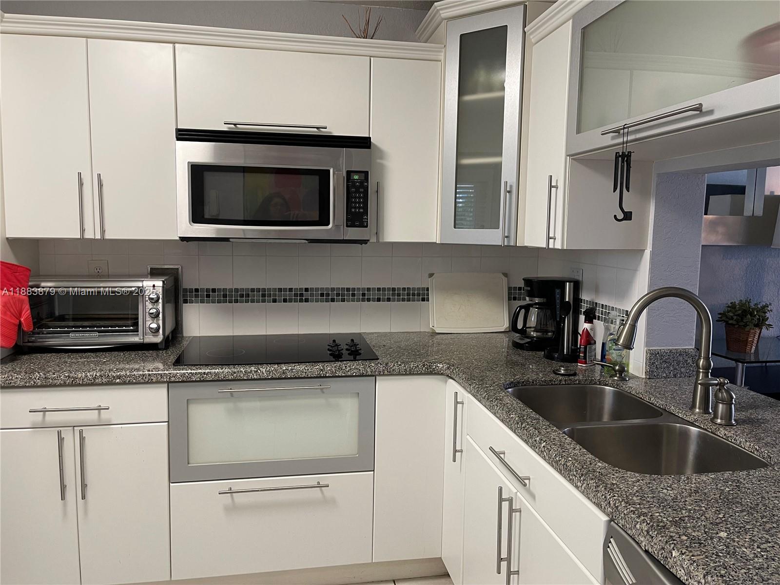 ISLANDS-MARTINIQUE CONDO - Residential