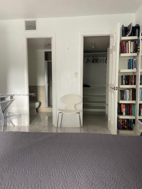 LINCOLN WEST TOWERS CONDO - Residential Lease