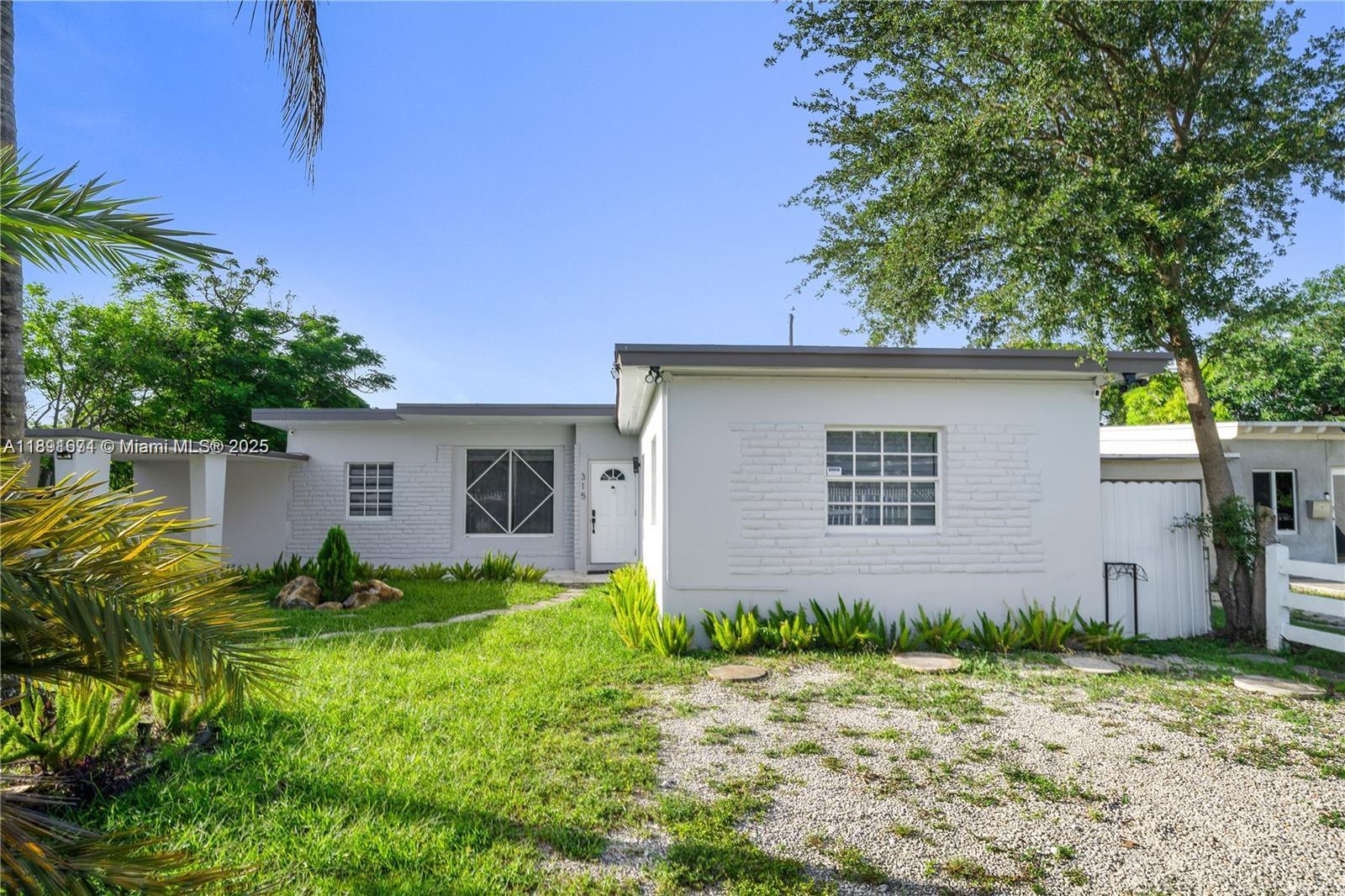 W MIAMI SHORES SEC B - Residential