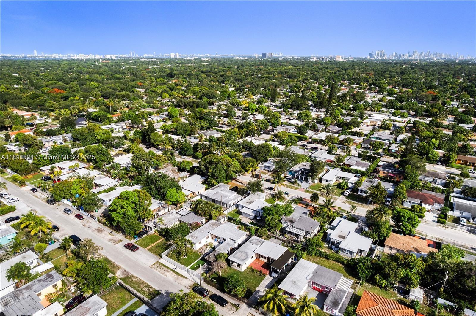 W MIAMI SHORES SEC B - Residential