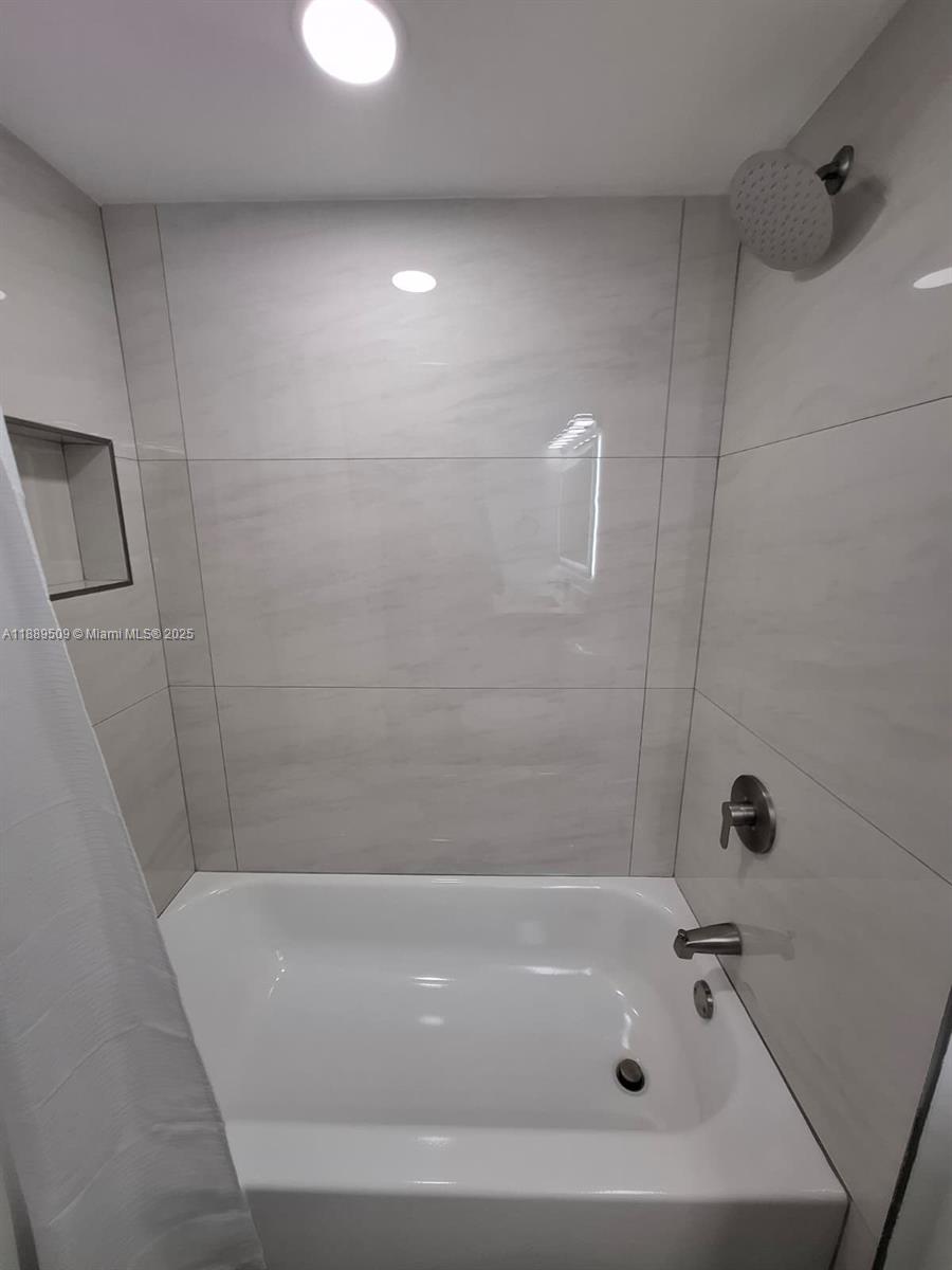 WHITEHALL VILLAGE - Residential Lease