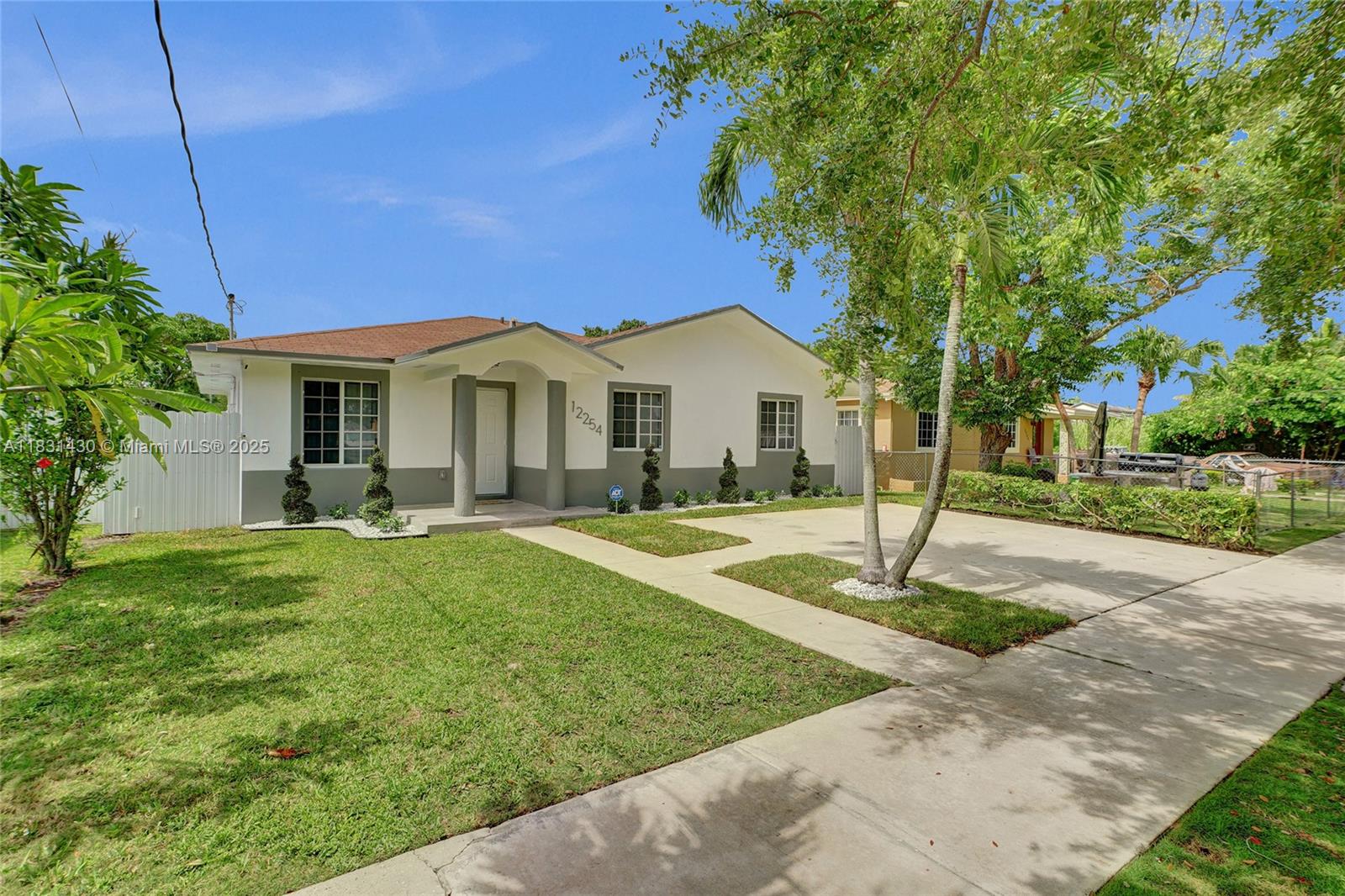 FLAMINGO PARK - Residential