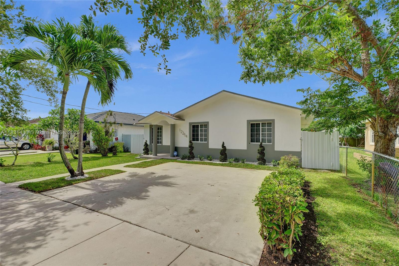 FLAMINGO PARK - Residential