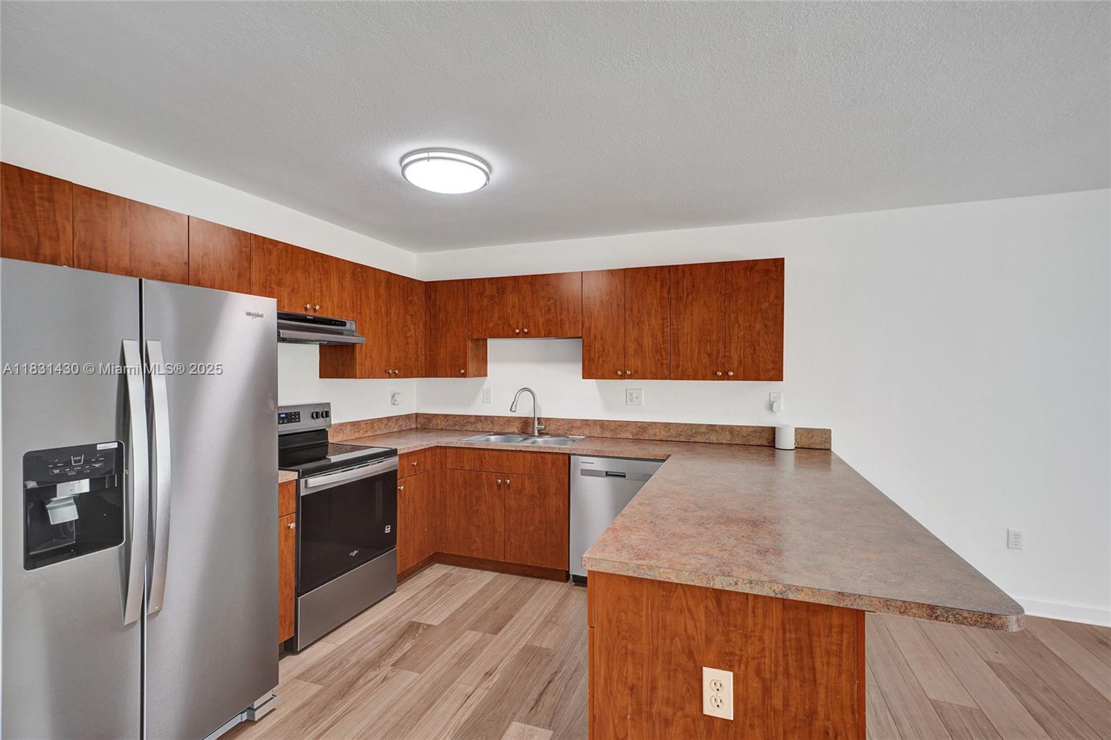 FLAMINGO PARK - Residential