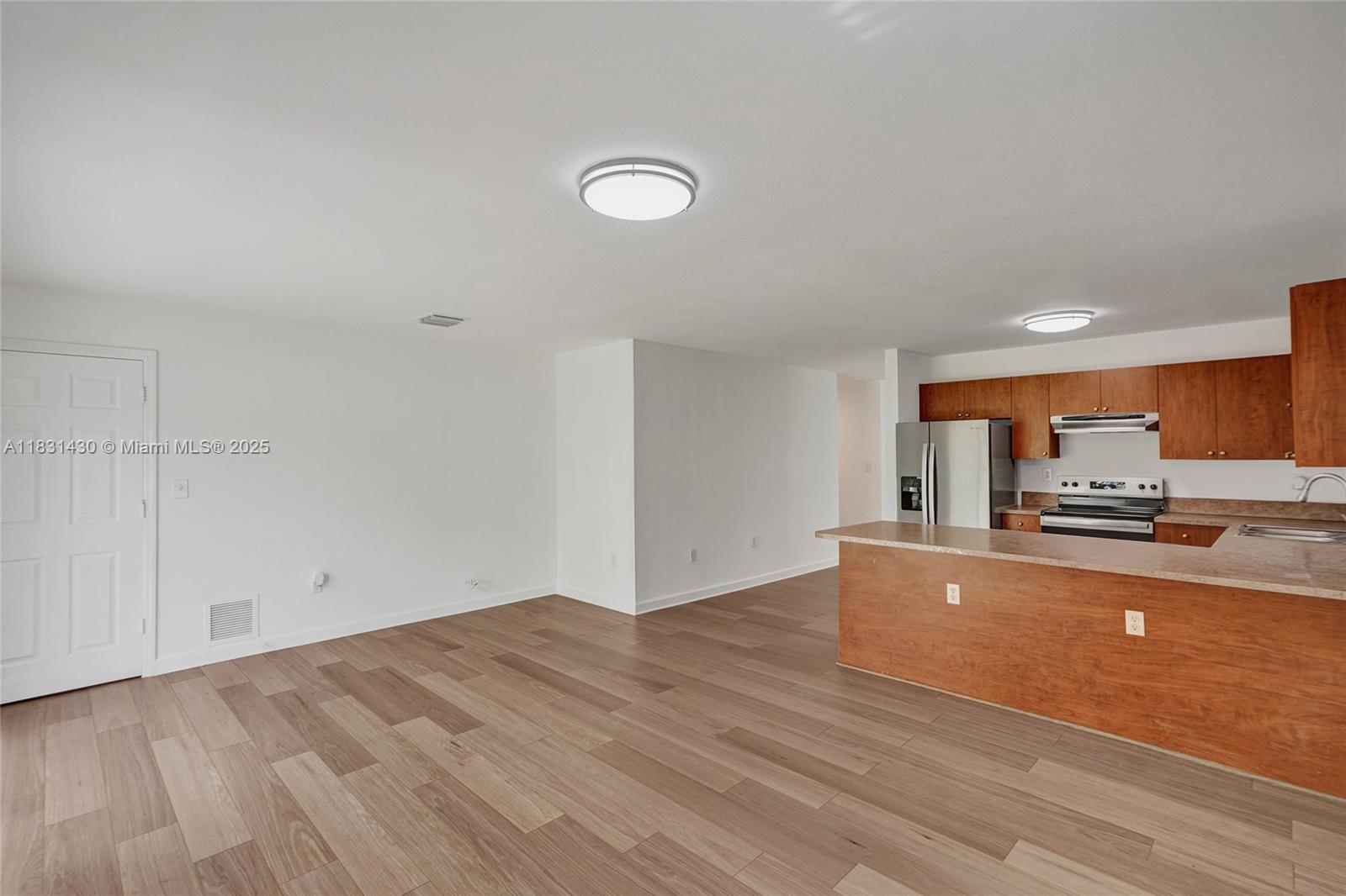 FLAMINGO PARK - Residential