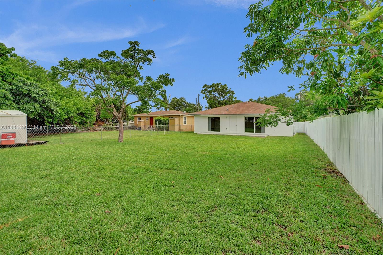 FLAMINGO PARK - Residential