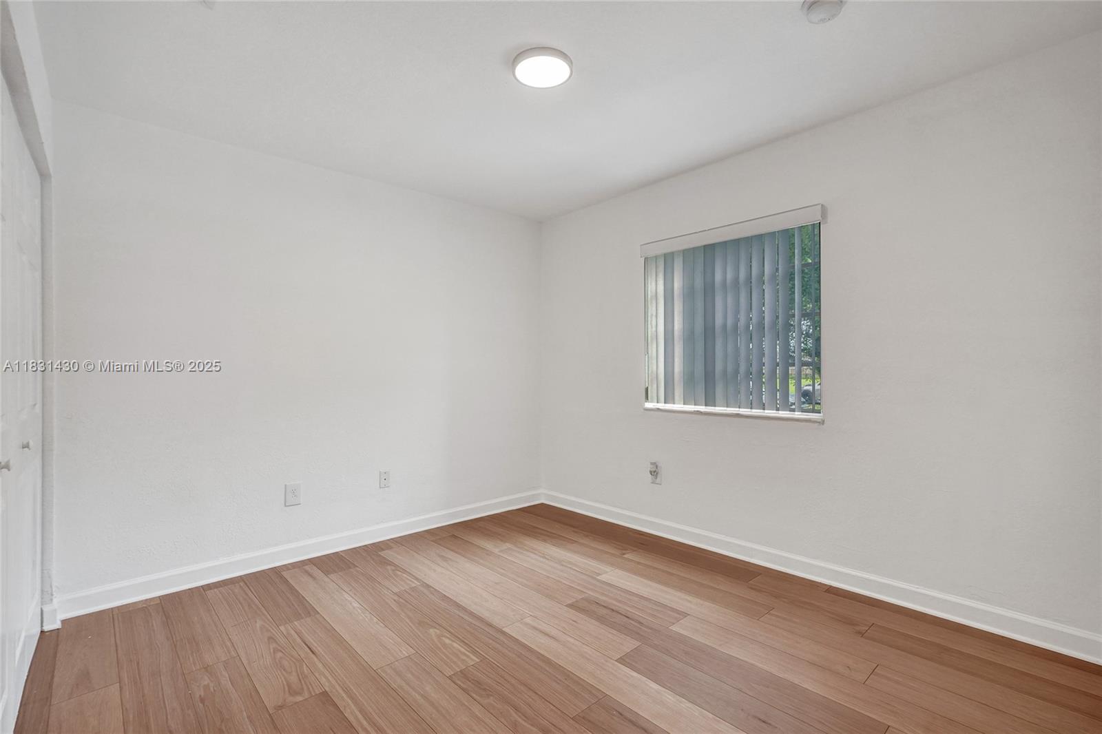 FLAMINGO PARK - Residential