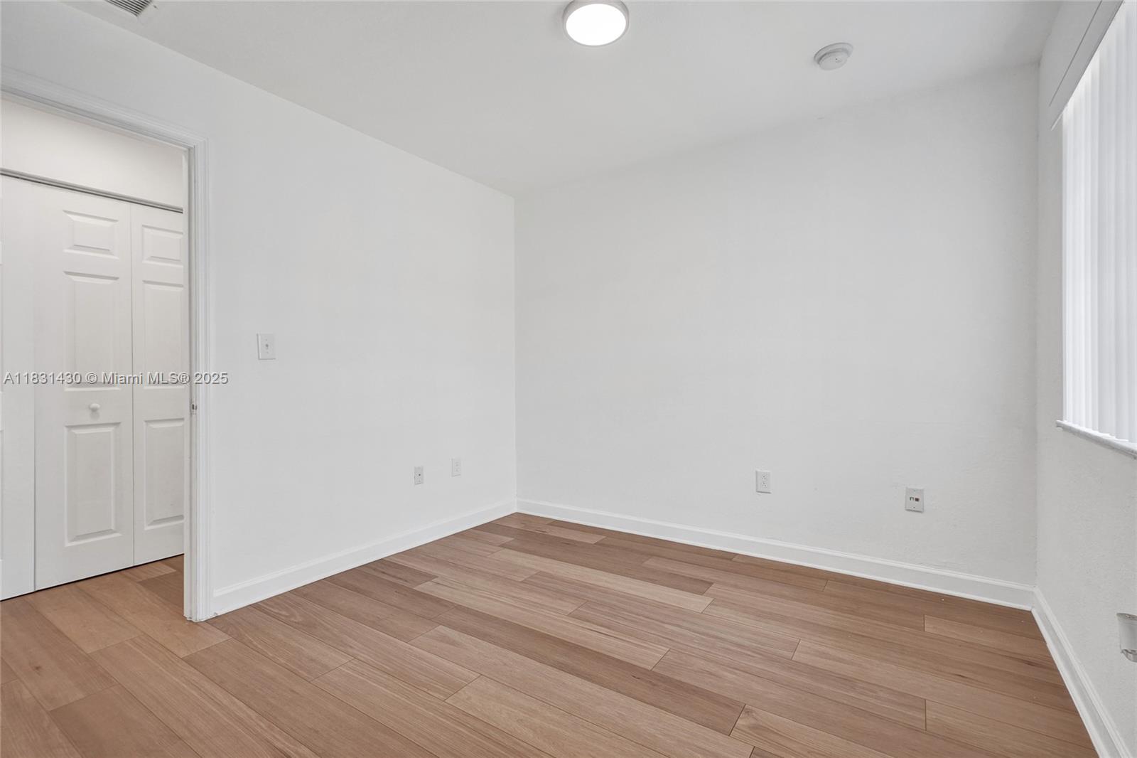 FLAMINGO PARK - Residential