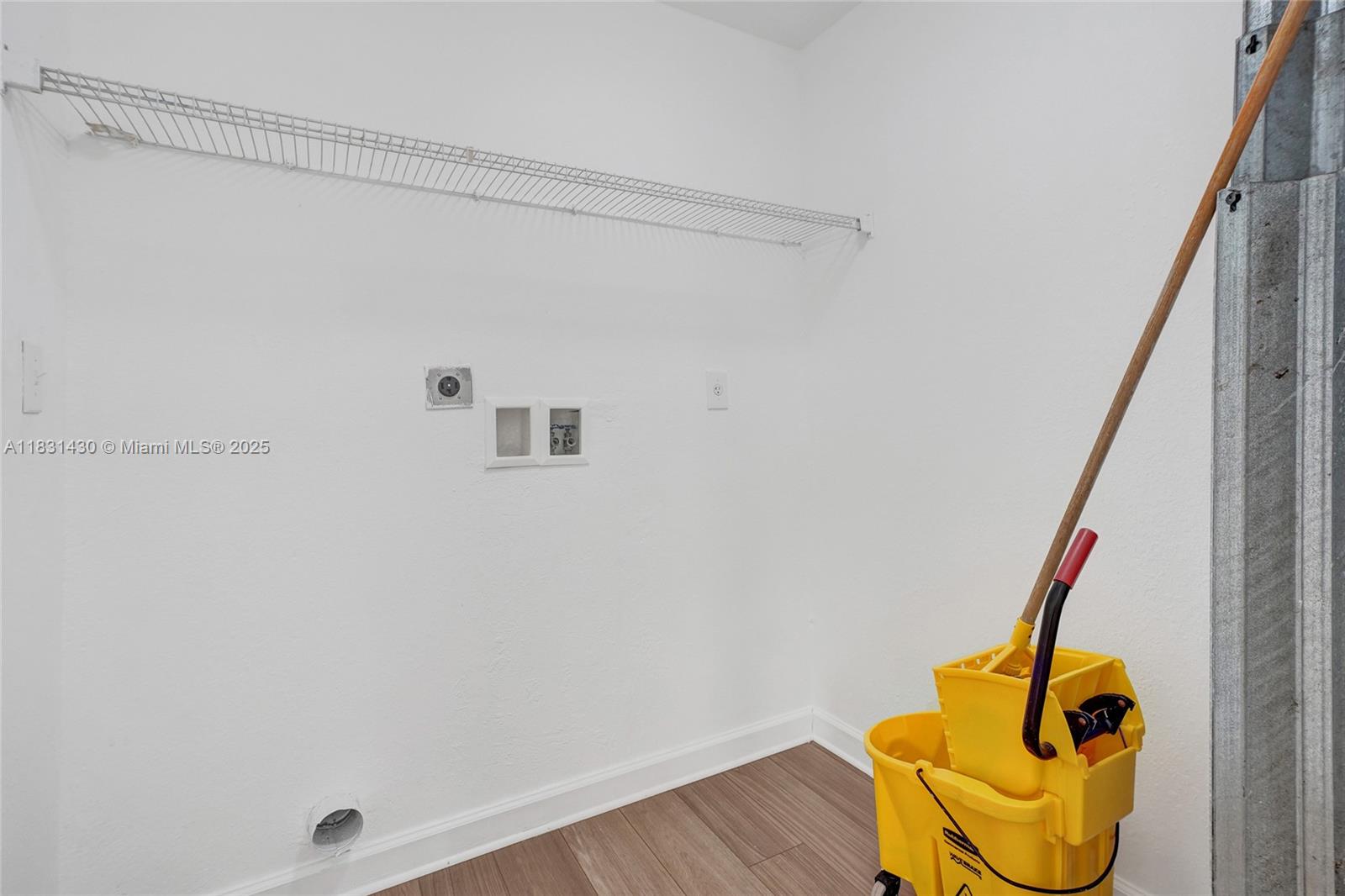 FLAMINGO PARK - Residential