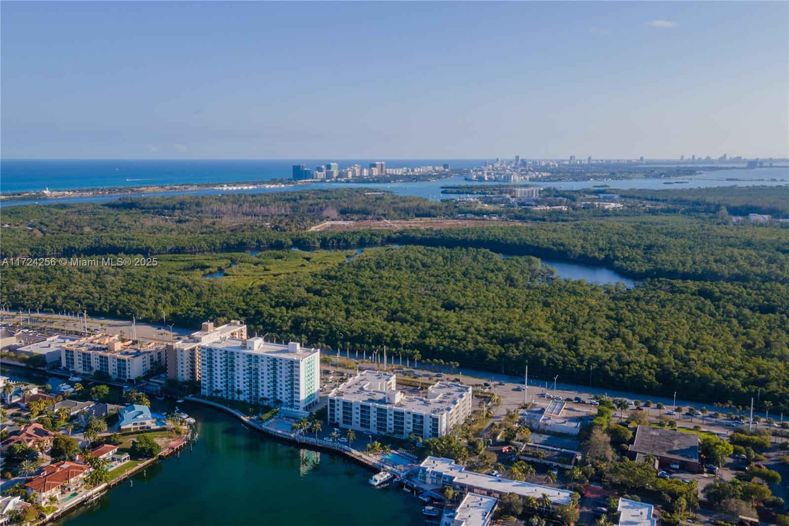 CARLTON BAY CONDO - Residential