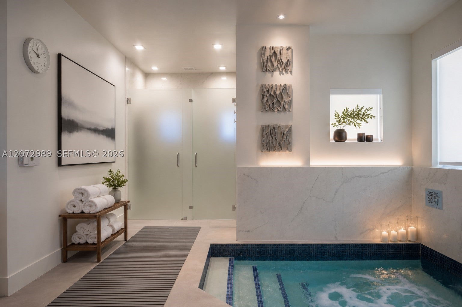 4775 Collins Ave 502